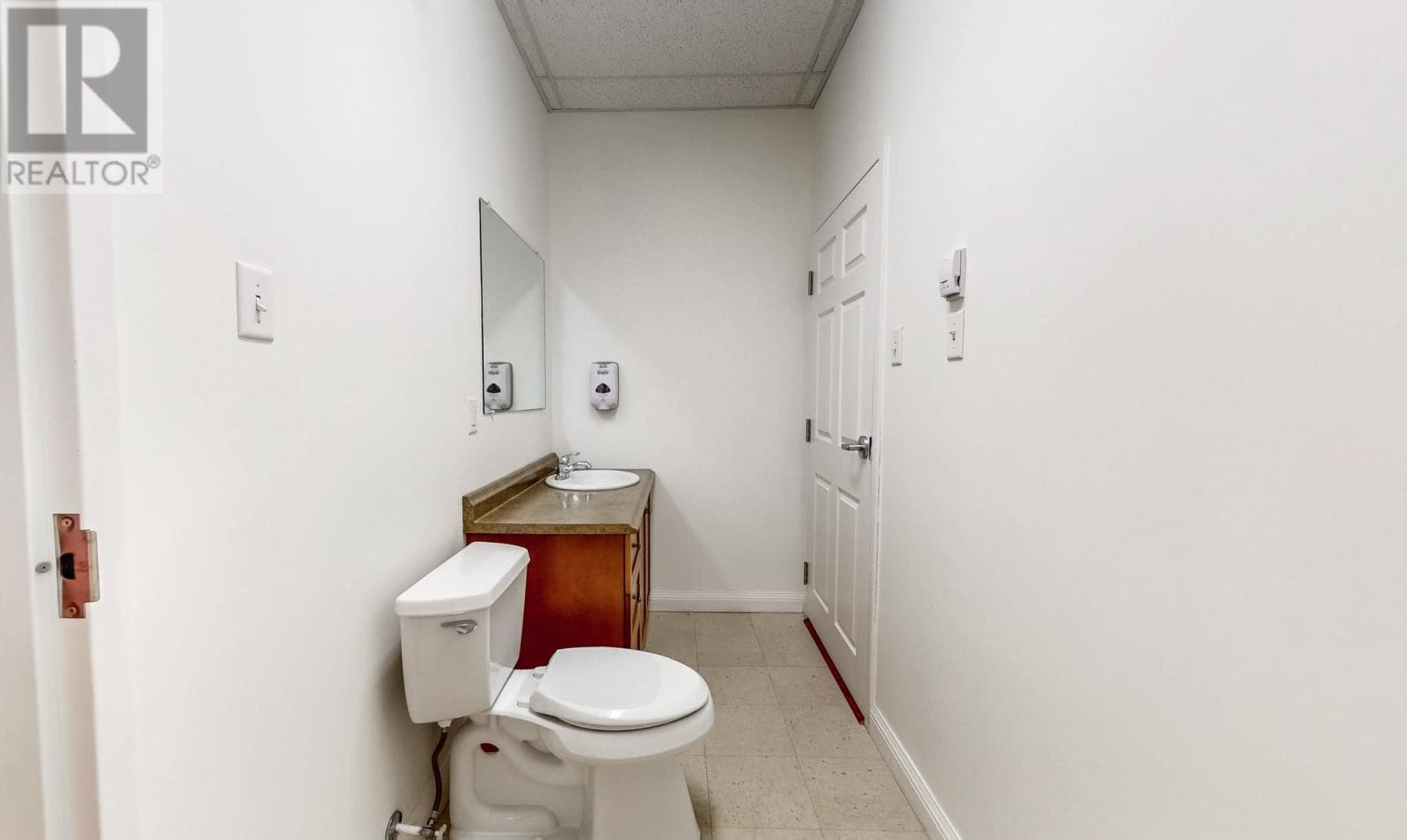 1328 Topsail Road thumbnail 19