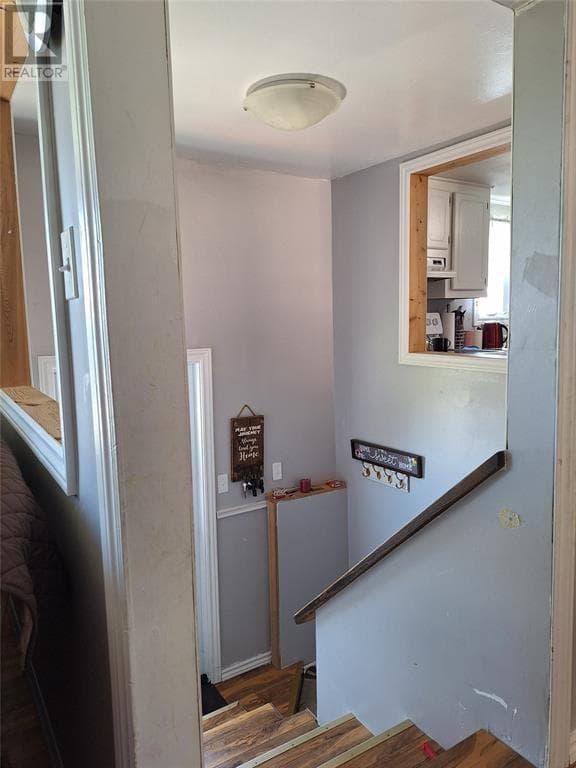 688 Oceanview Drive thumbnail 4