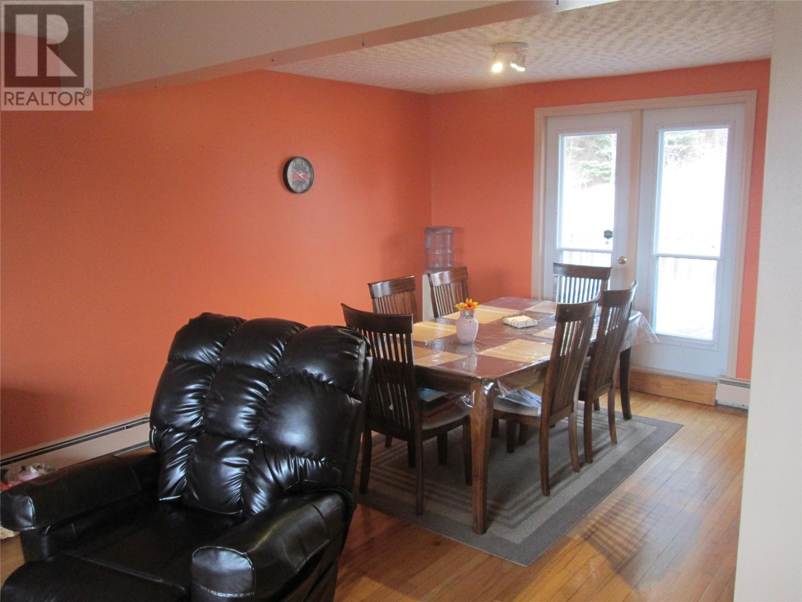 160 Goodyear Avenue thumbnail 15
