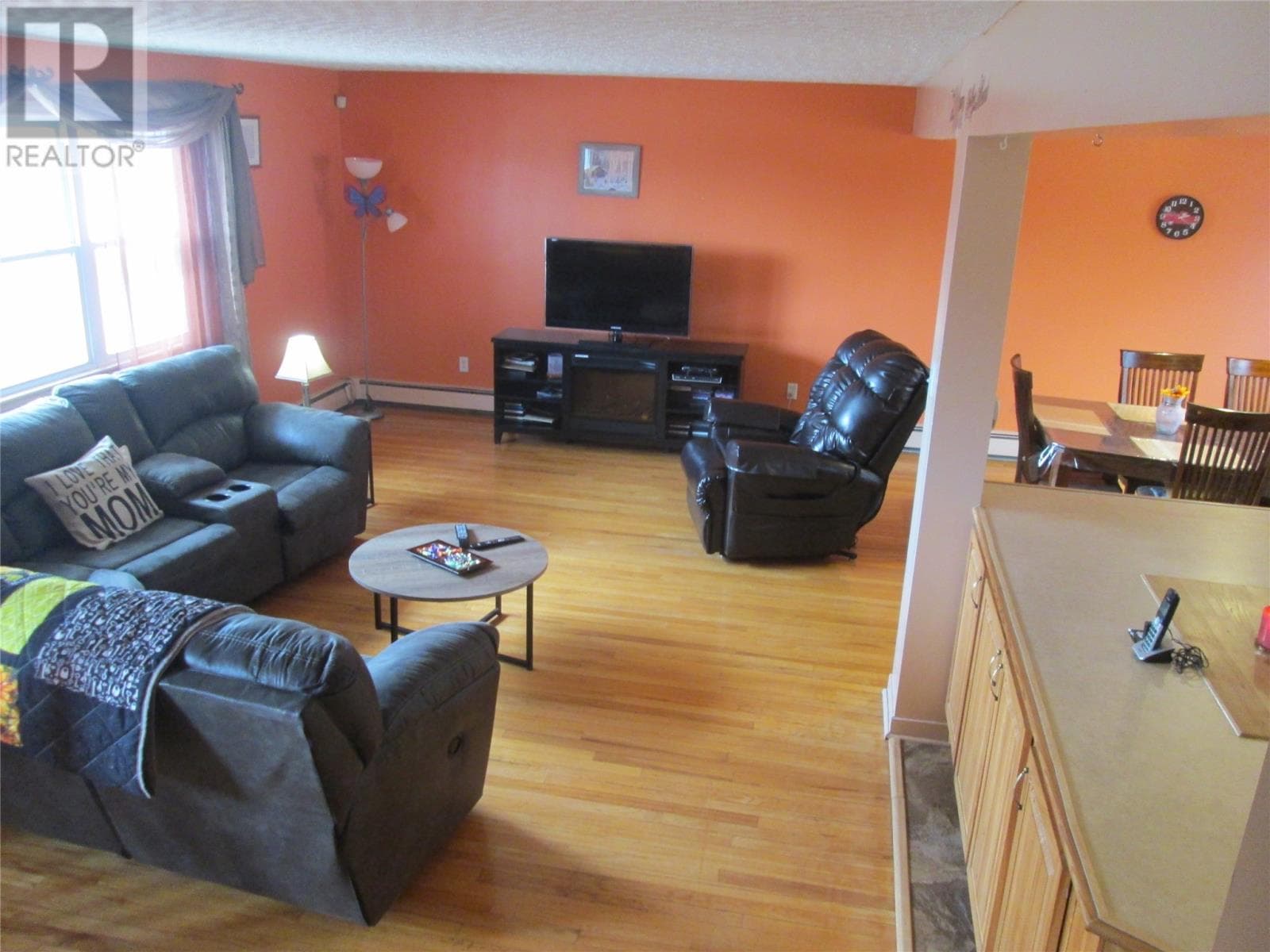 160 Goodyear Avenue thumbnail 17