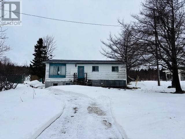 10 Bayview Road