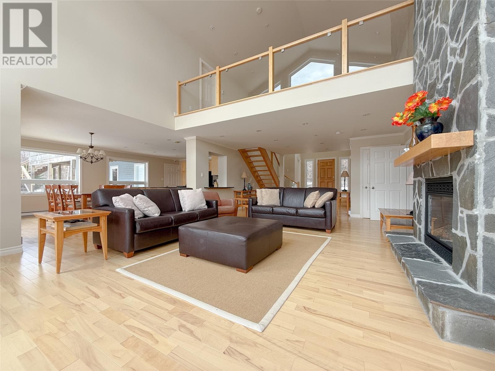 48 Lakeside Drive thumbnail 10