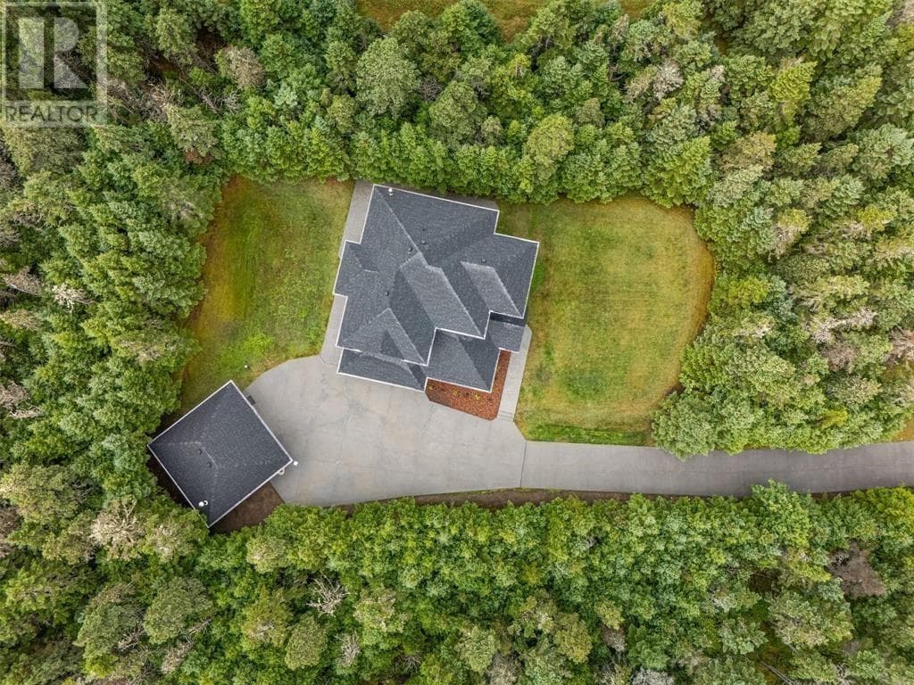 8 Cayman Drive thumbnail 9