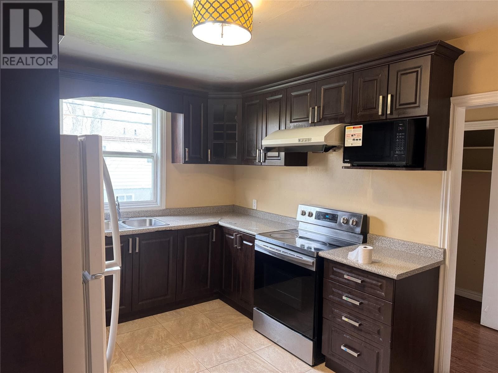 168 Elizabeth Avenue thumbnail 16