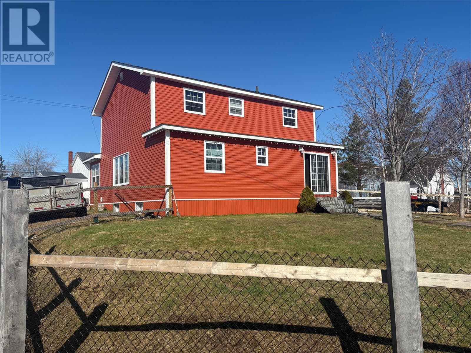17 Lundberg Avenue