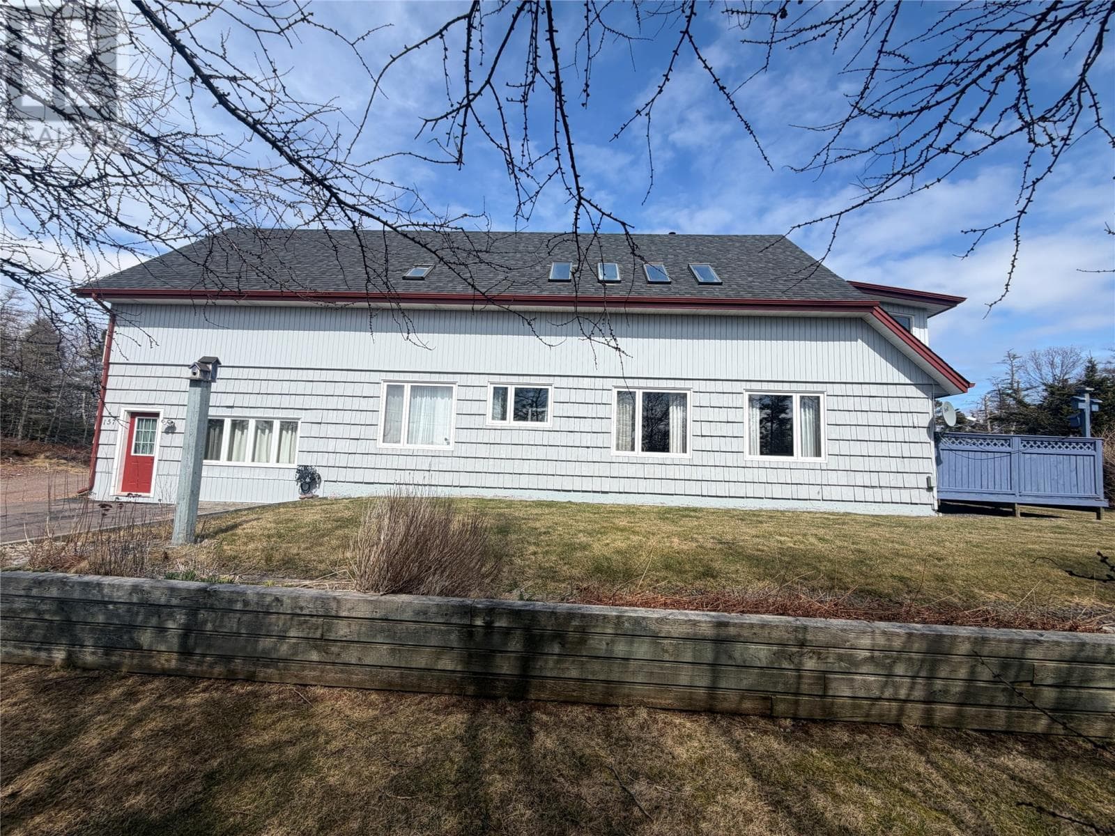 157 Kimberley Farm Drive thumbnail 3