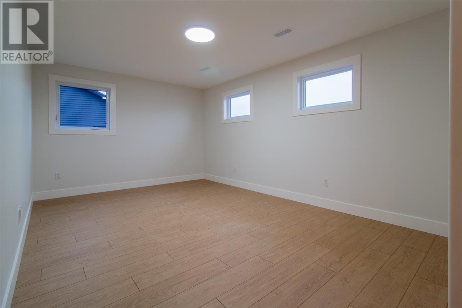 216 Cheeseman Drive thumbnail 14