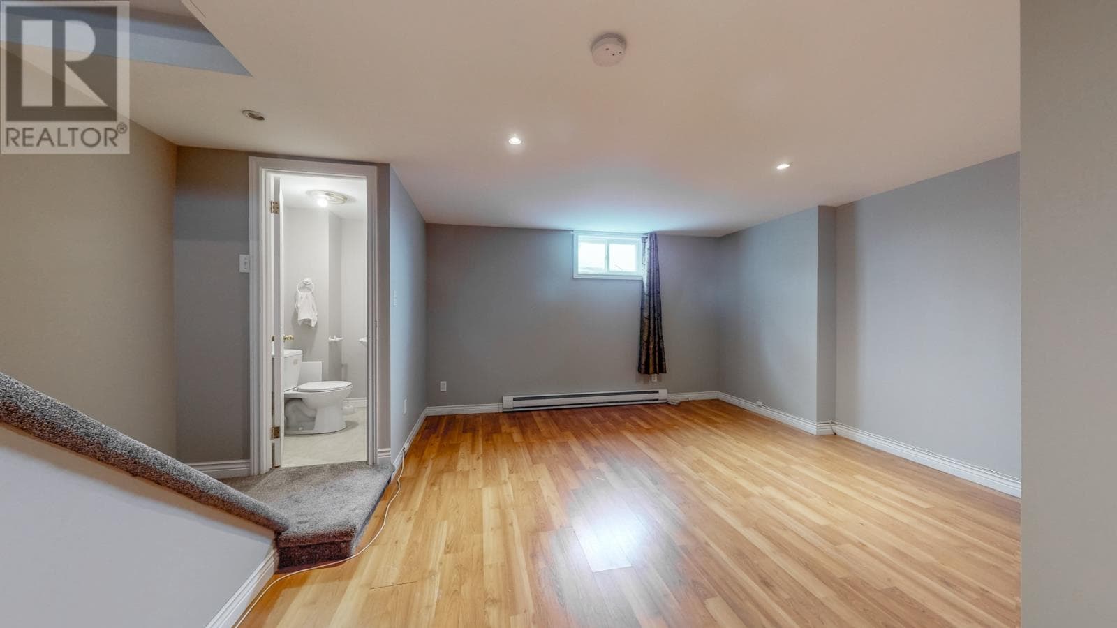8 Scammell Crescent thumbnail 12
