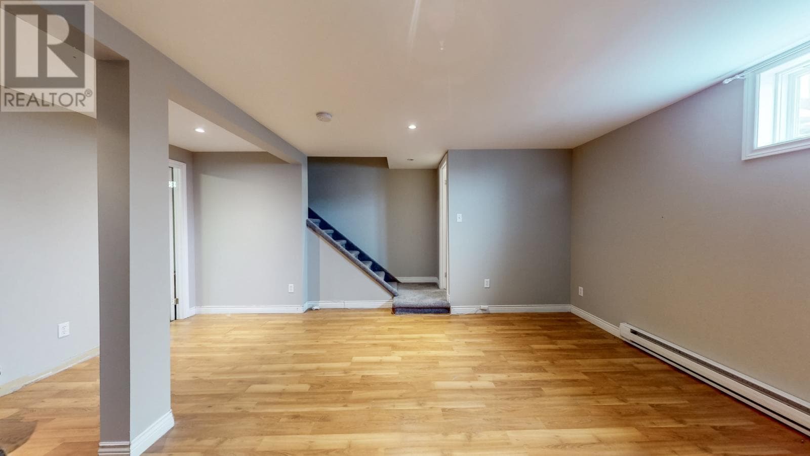 8 Scammell Crescent thumbnail 13