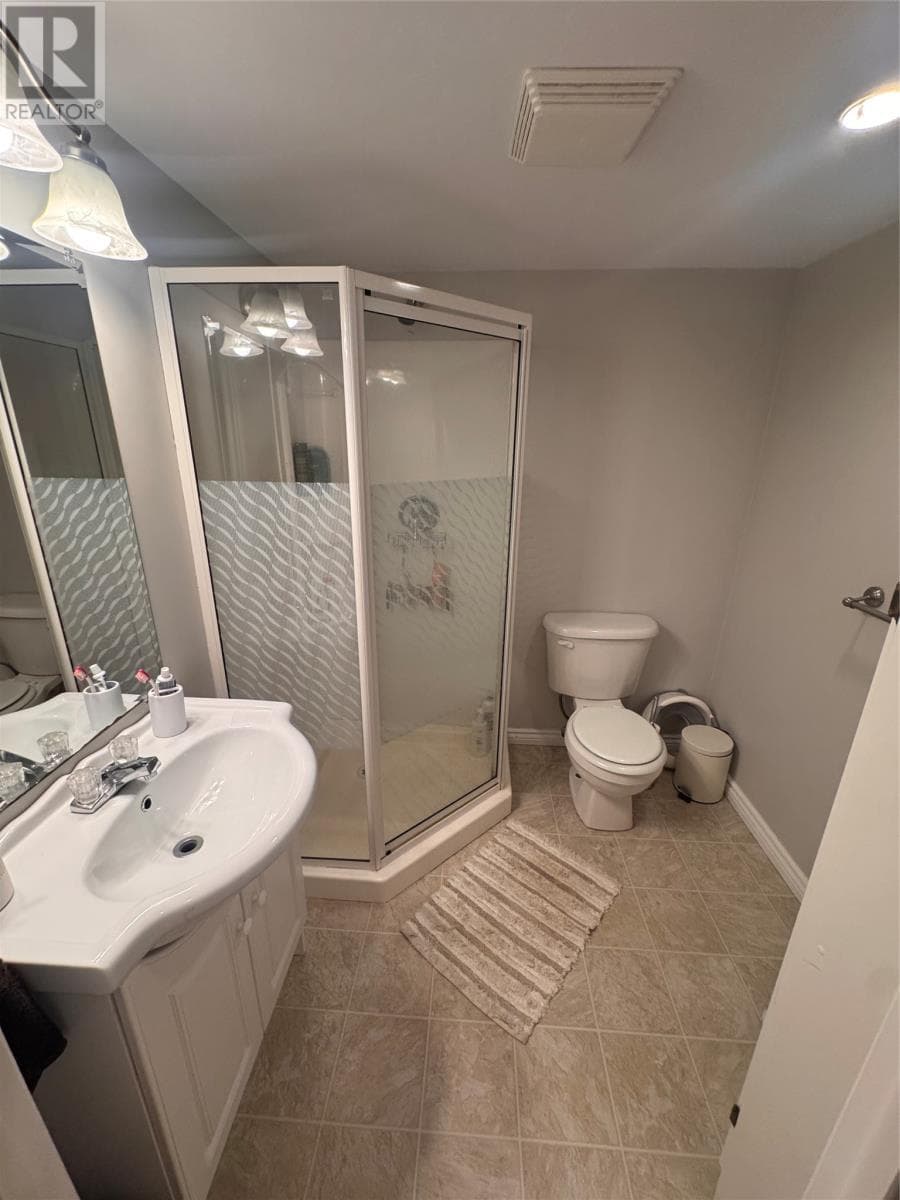 2 Heath Crescent thumbnail 19