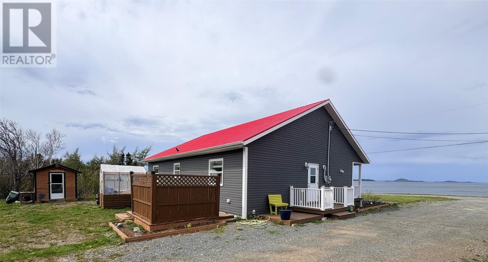 138 Birchy Point Road thumbnail 5