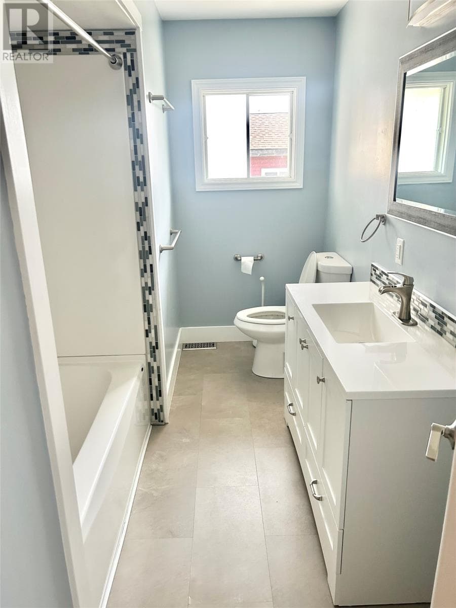 172 Elizabeth Drive thumbnail 14