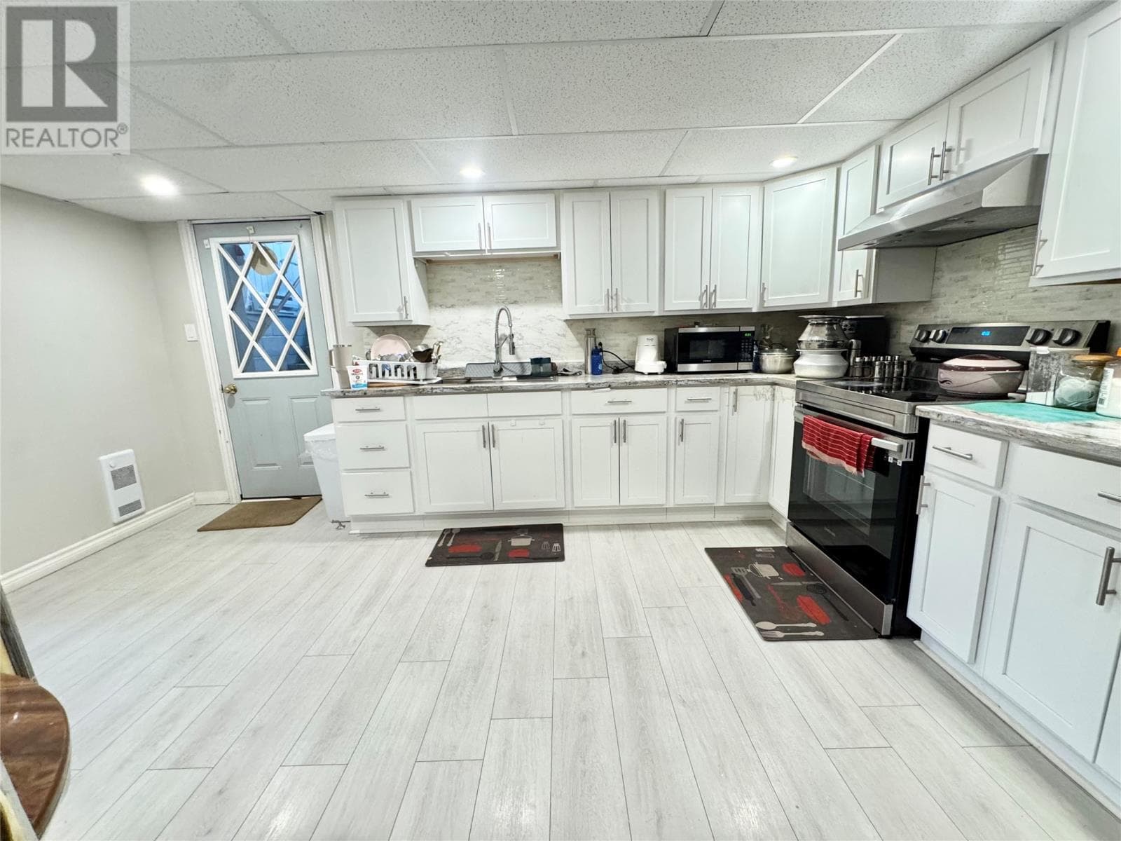 172 Elizabeth Drive thumbnail 18
