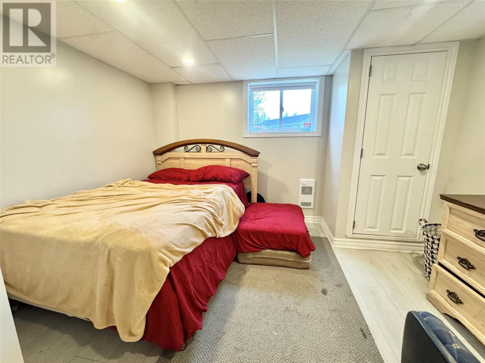 172 Elizabeth Drive thumbnail 19