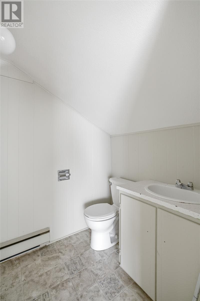 110 Cornwall Avenue thumbnail 15