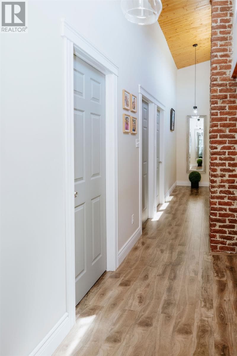 7 Wright Crescent thumbnail 17