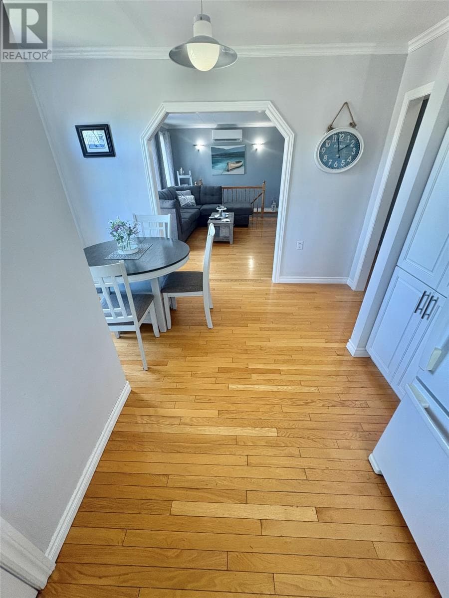 10 Hillview Road thumbnail 19