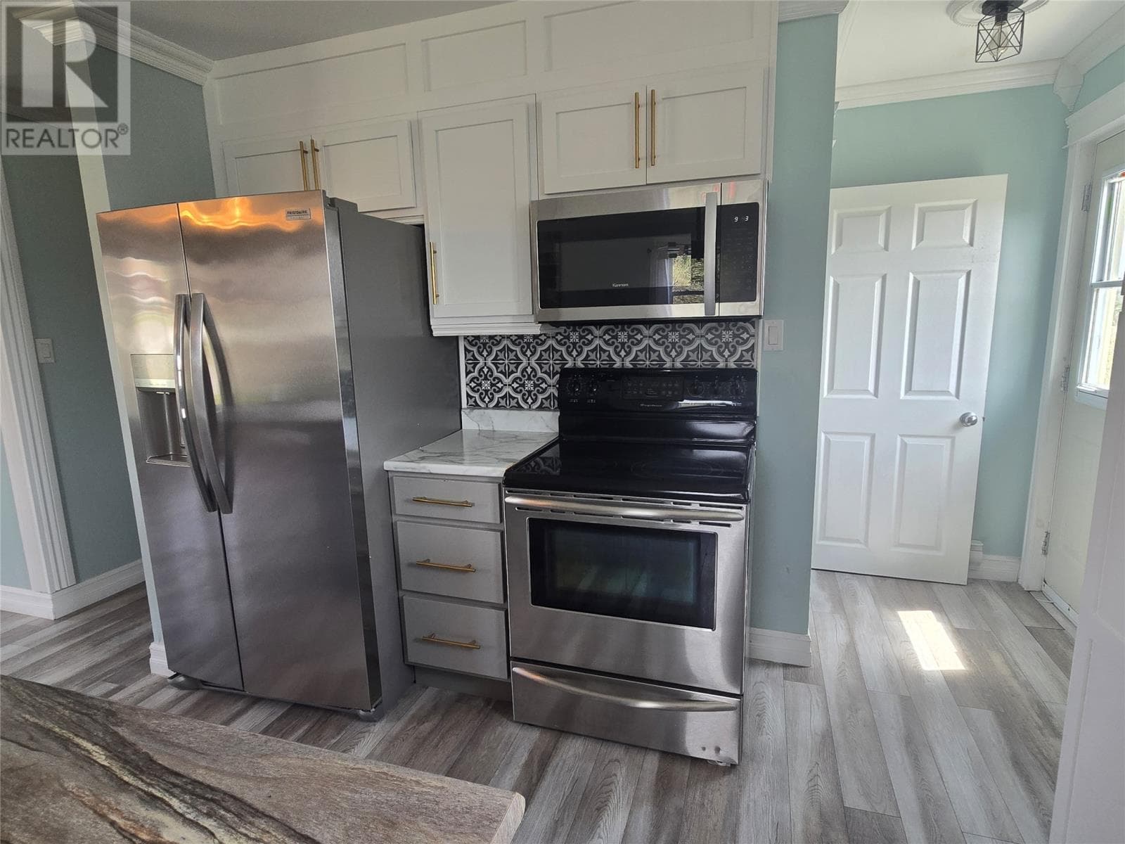 39 Seal Cove Road thumbnail 9