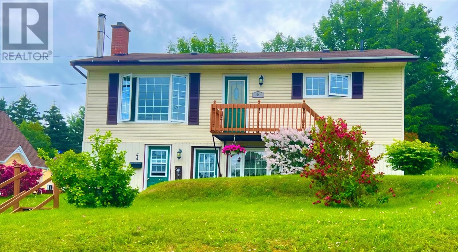 44 Glenhaven Boulevard