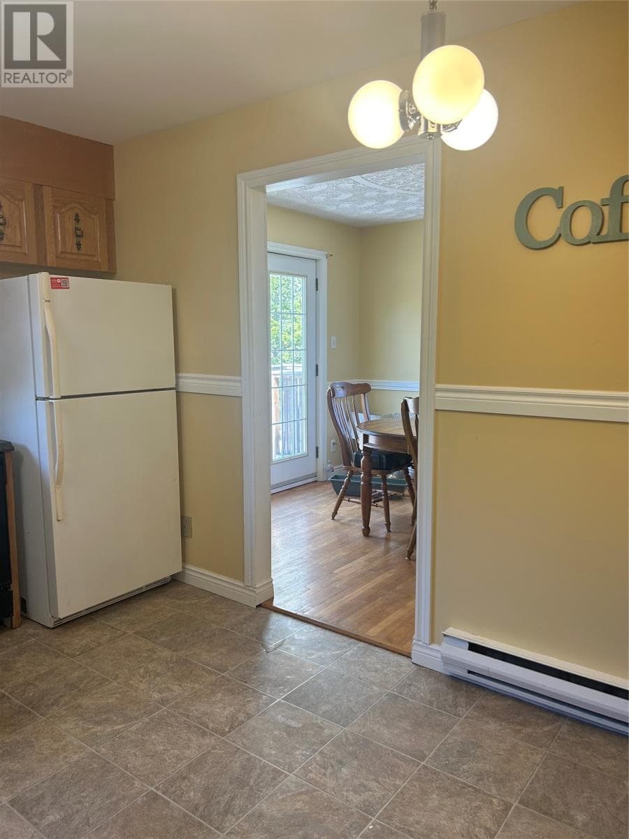 14 Gilbert Avenue thumbnail 7