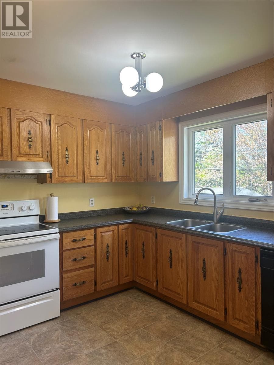 14 Gilbert Avenue thumbnail 8