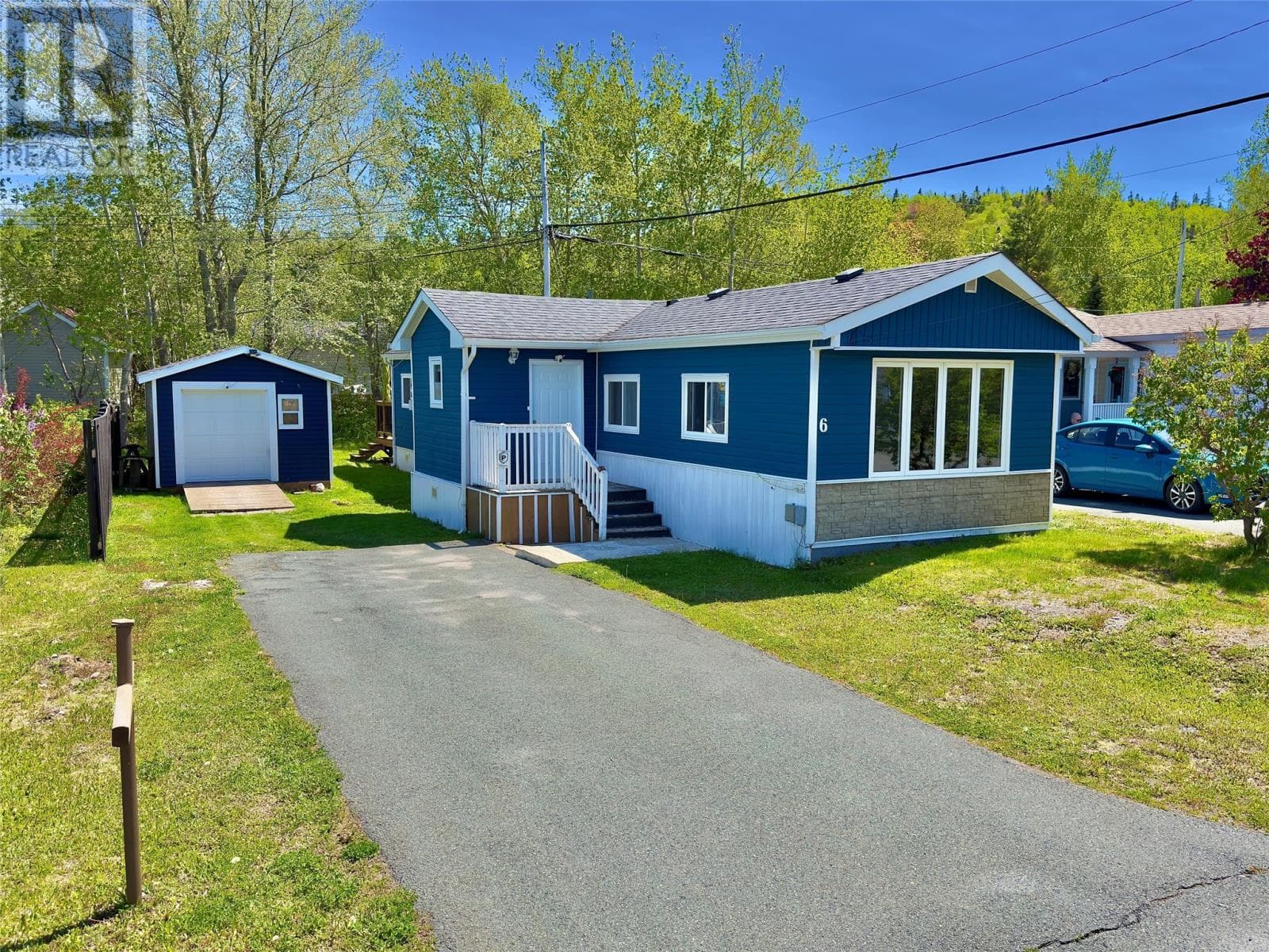 6 Jacqueline Avenue