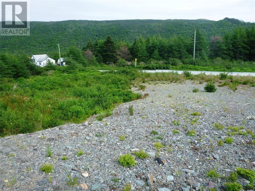 2-4 Snows Pond Road