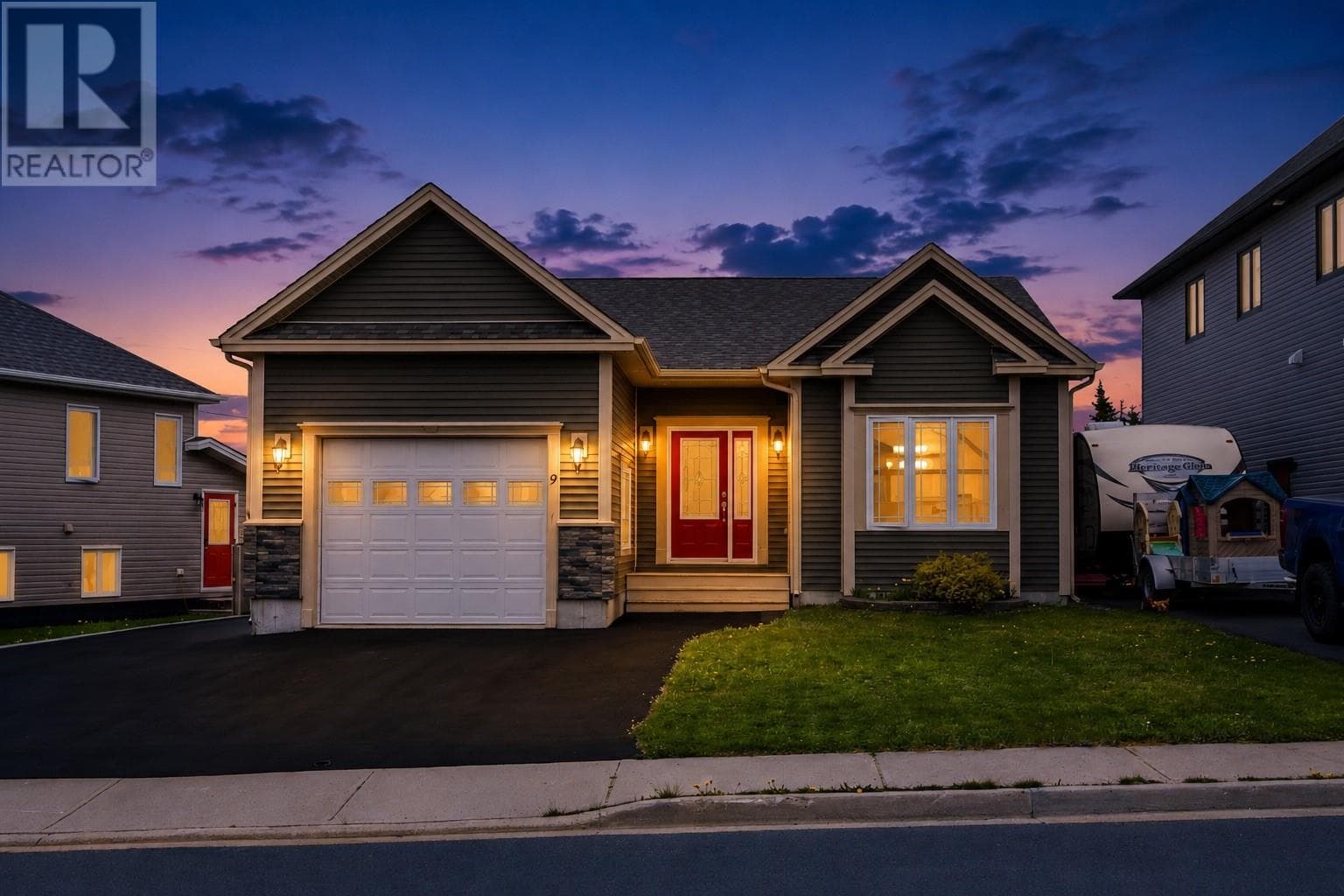 9 Sequoia Drive thumbnail 2